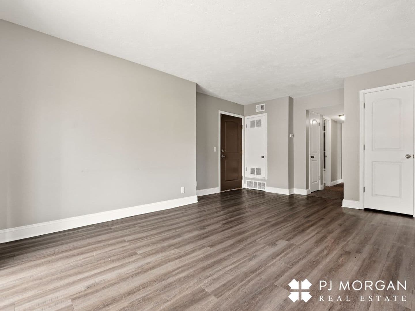 Omaha Apartment: 810 North 107th Avenue