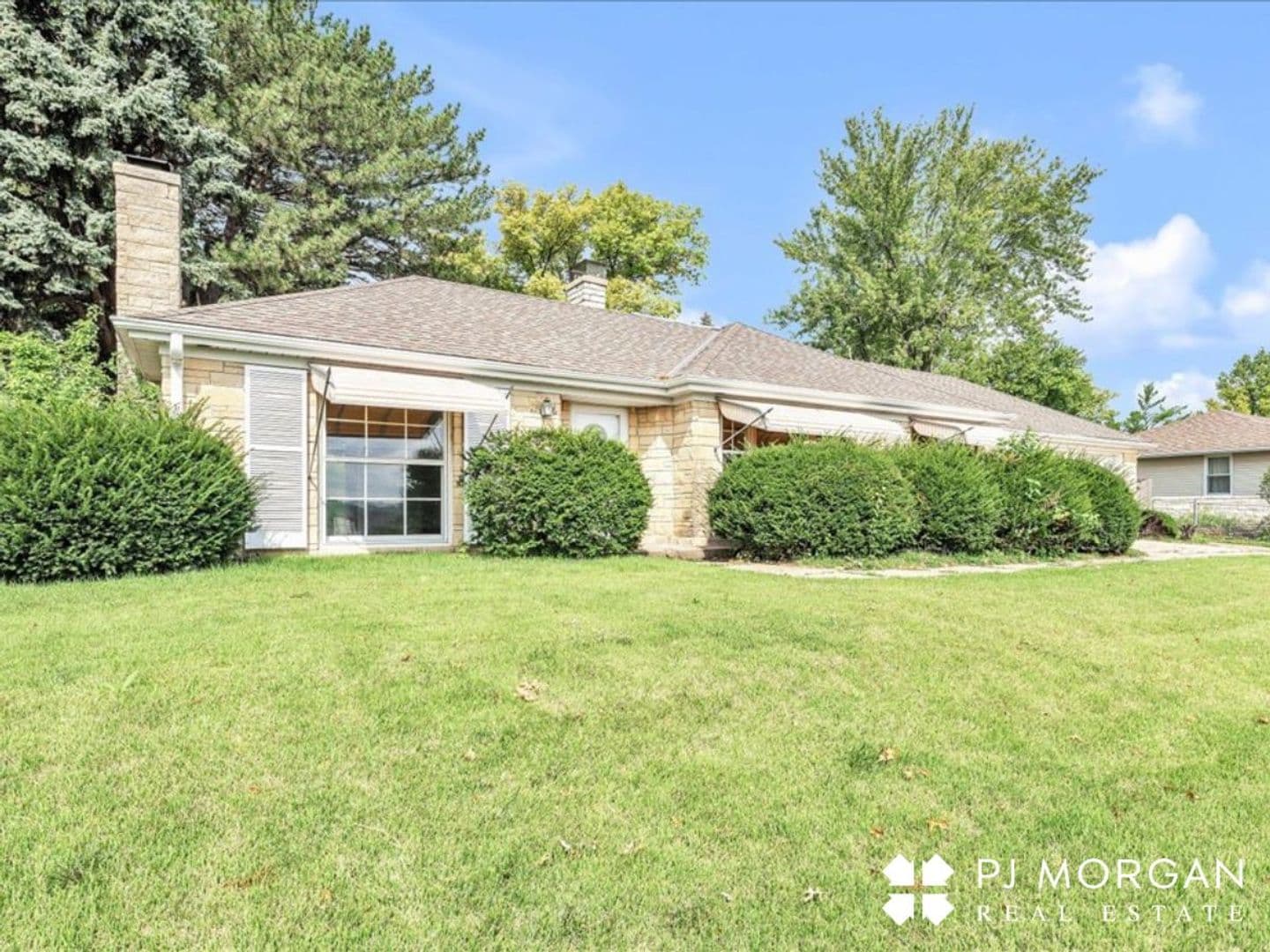 Omaha House: 304 S 84th St.