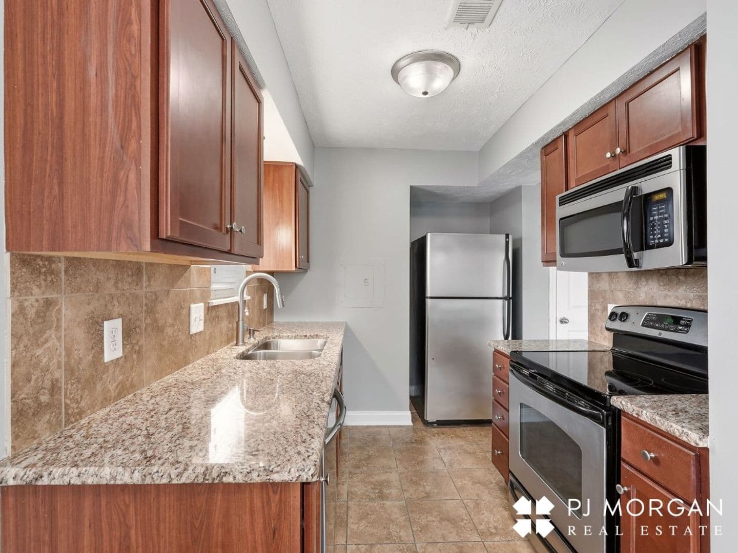 Omaha Apartment: 810 North 107th Avenue