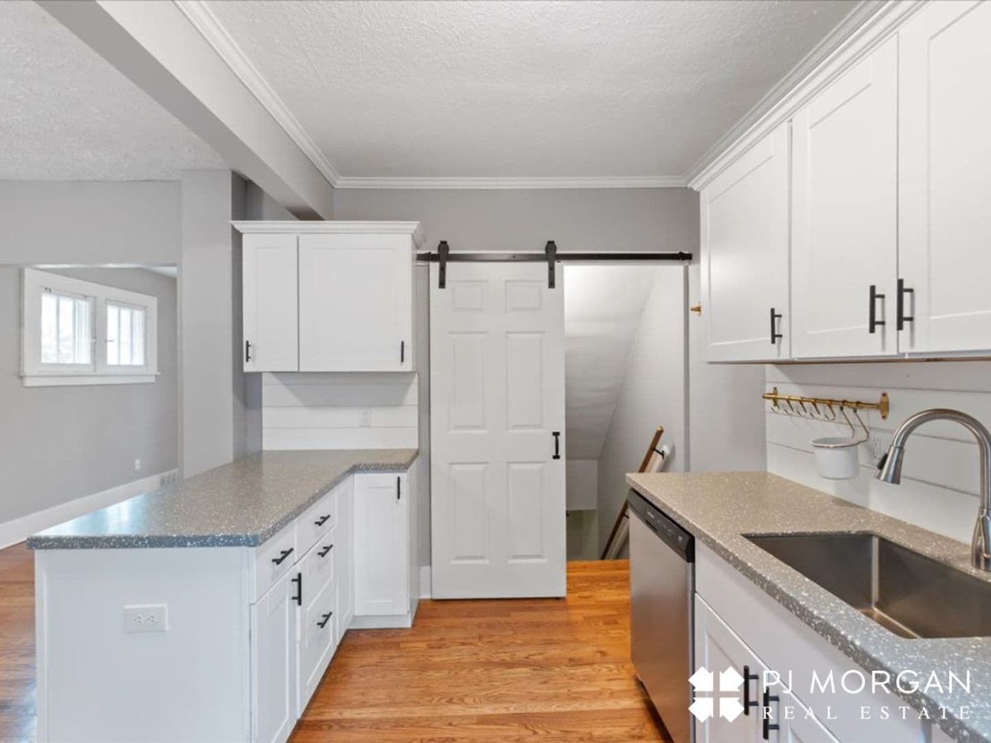 Omaha Apartment: 802-804 N 48th Street