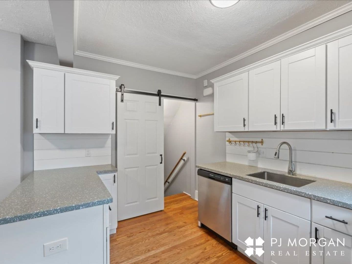 Omaha Apartment: 802-804 N 48th Street