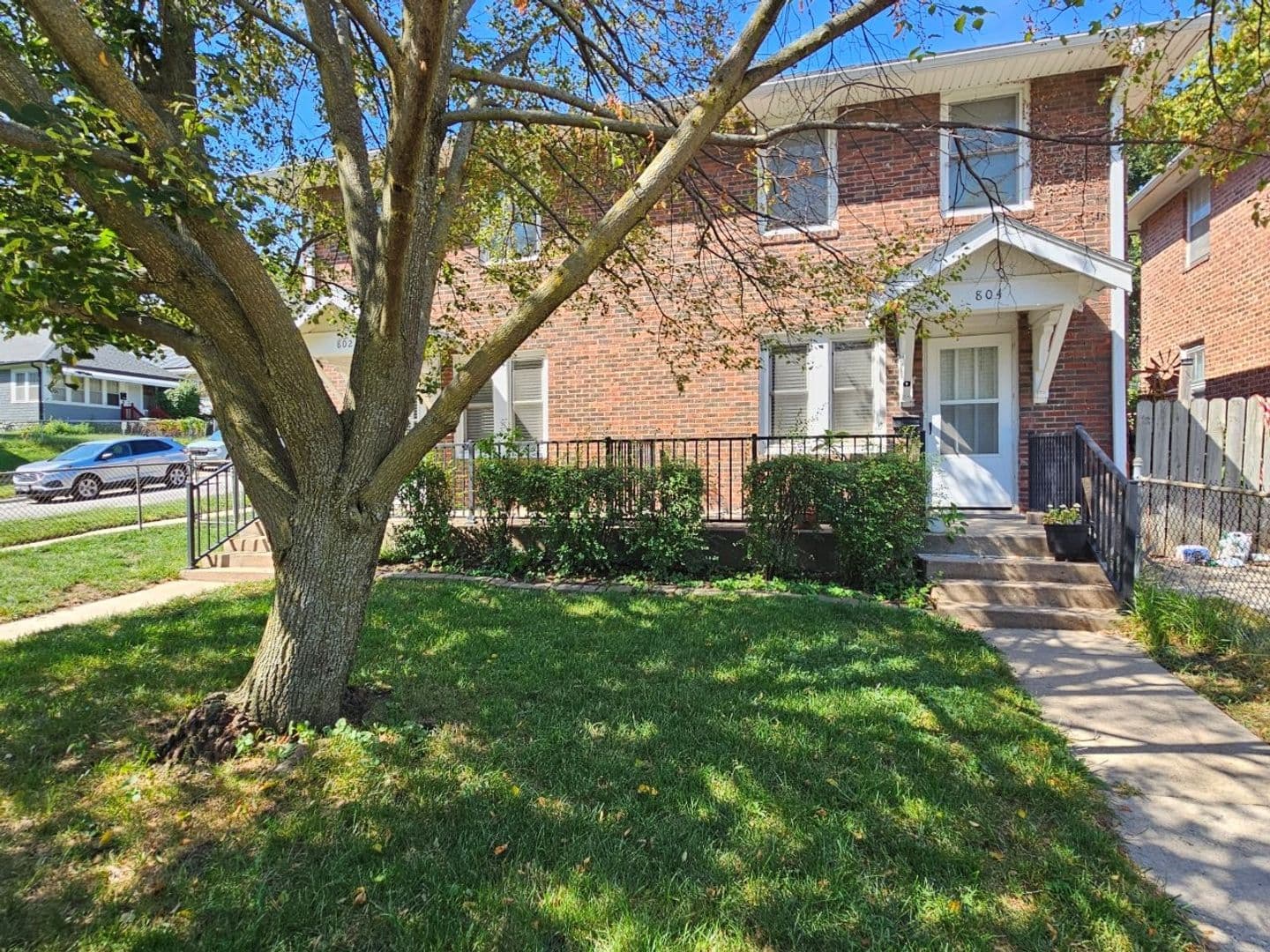 Omaha Apartment: 802-804 N 48th Street