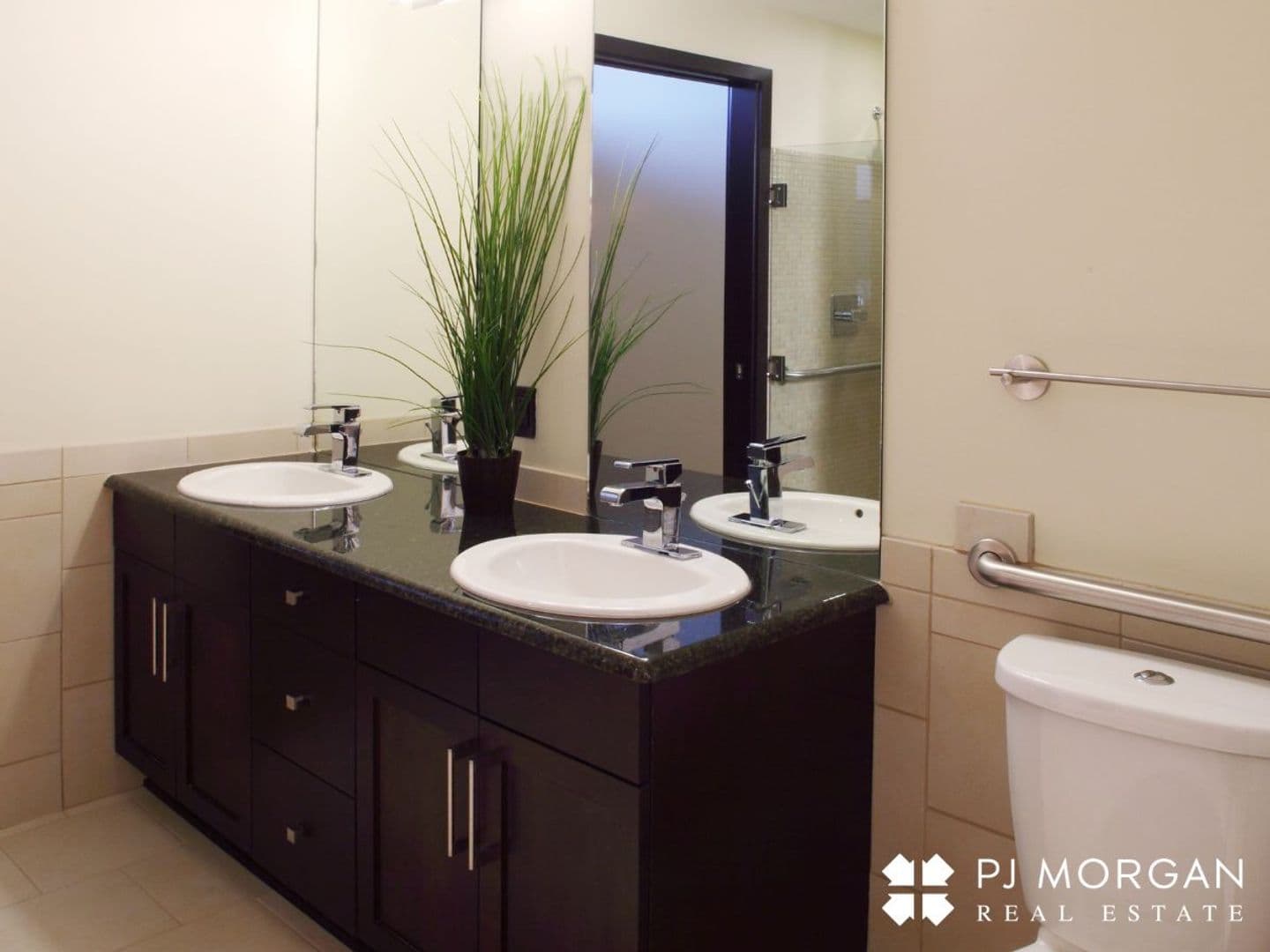 Omaha Apartment: 515 South 12th Street