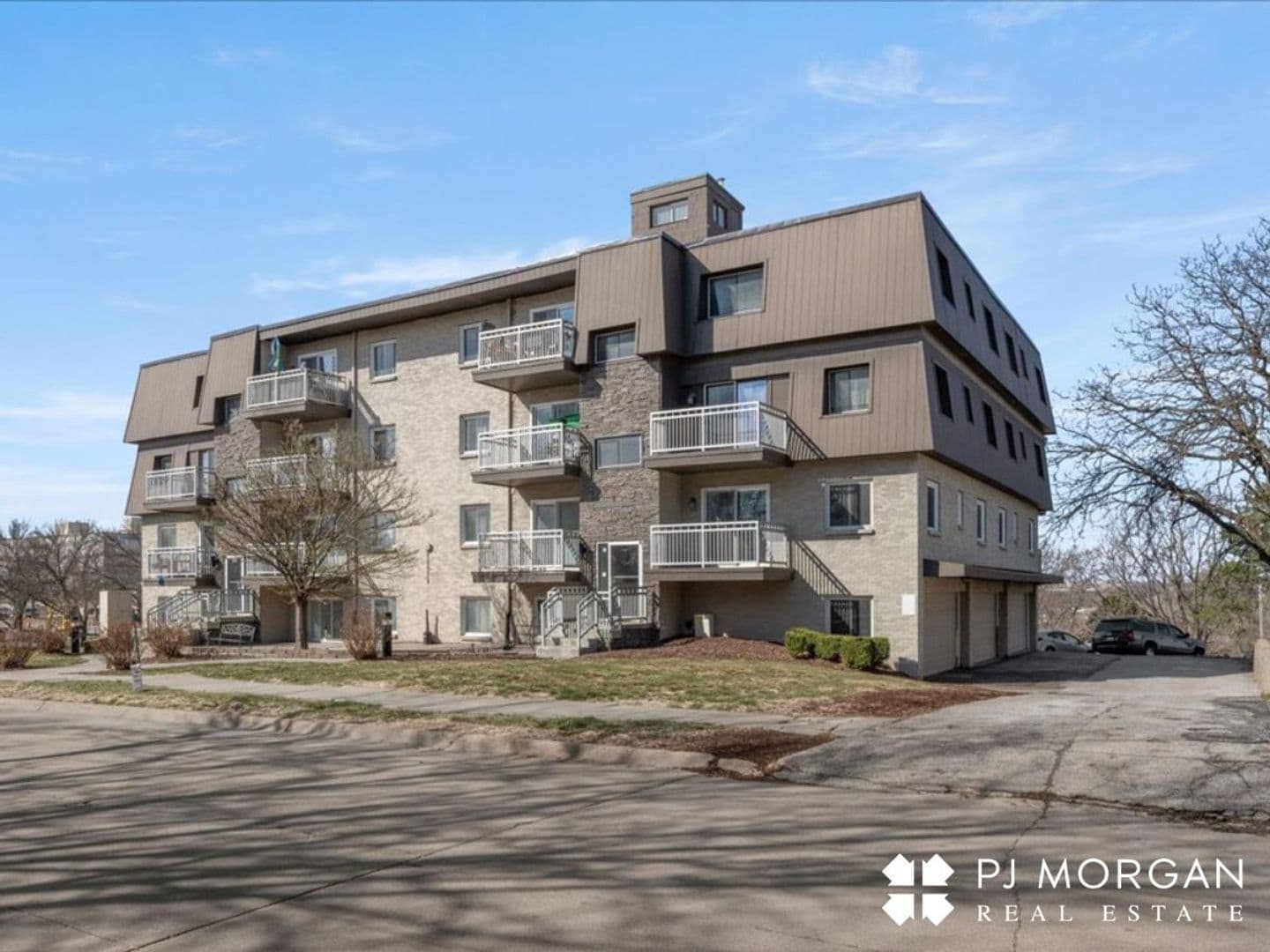 Omaha Apartment: 810 North 107th Avenue