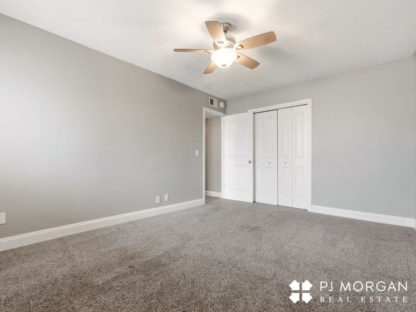 Omaha Apartment: 810 North 107th Avenue
