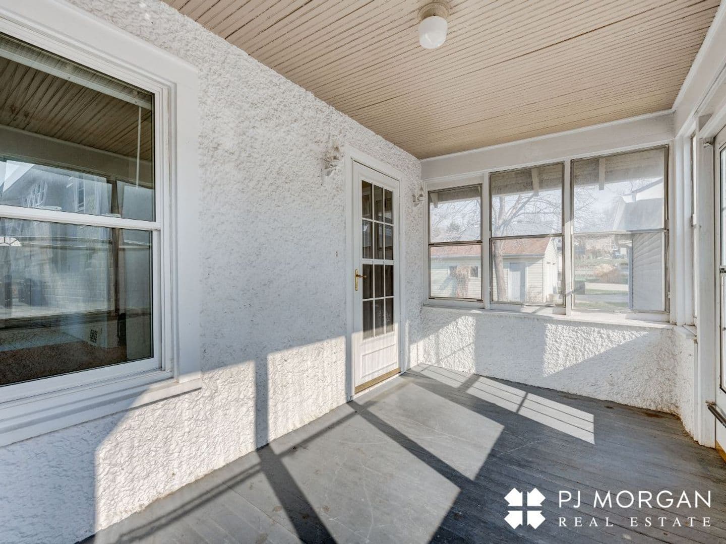 Omaha Apartment: 2122 S 35th Avenue