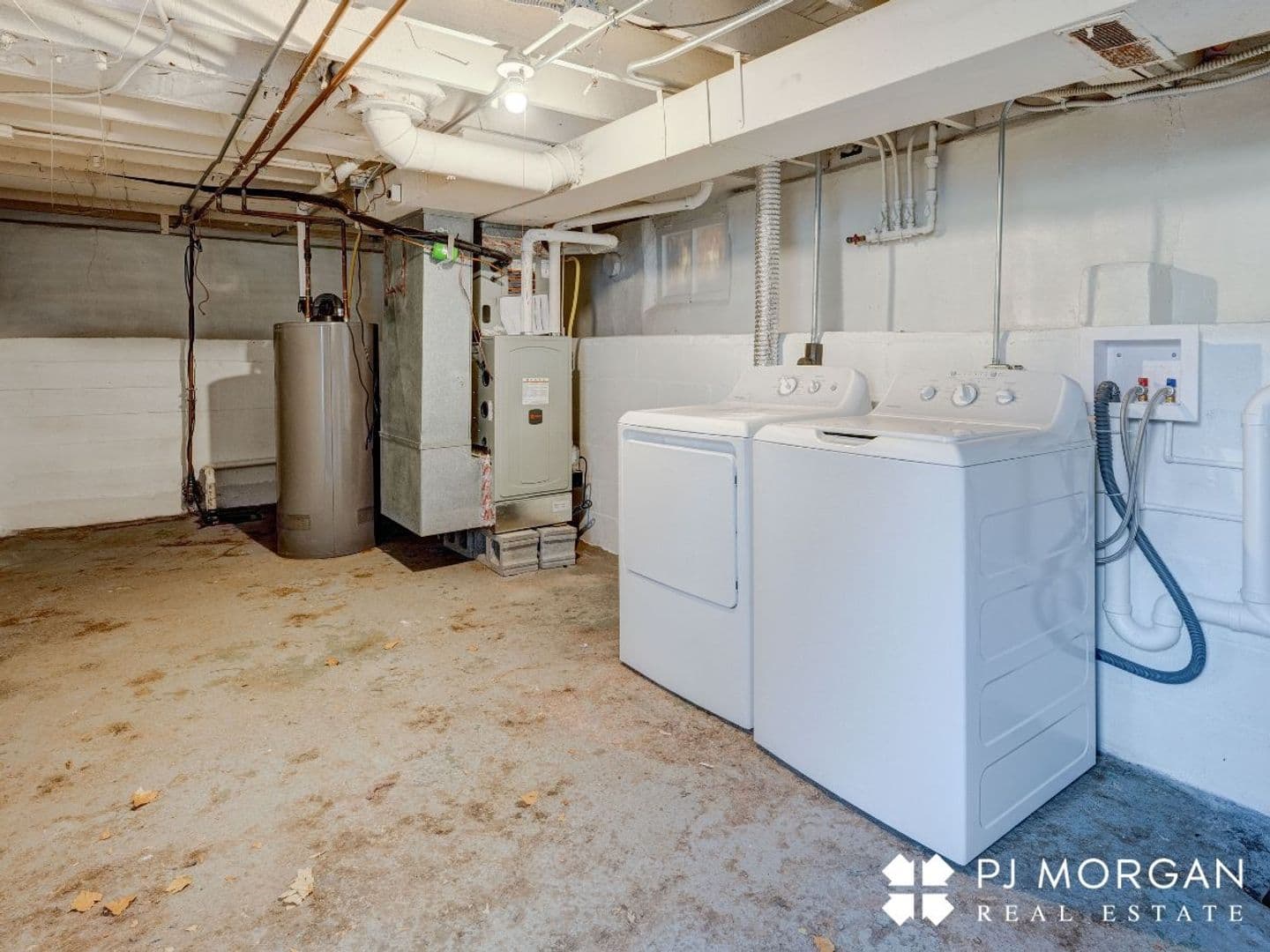 Omaha Apartment: 2122 S 35th Avenue