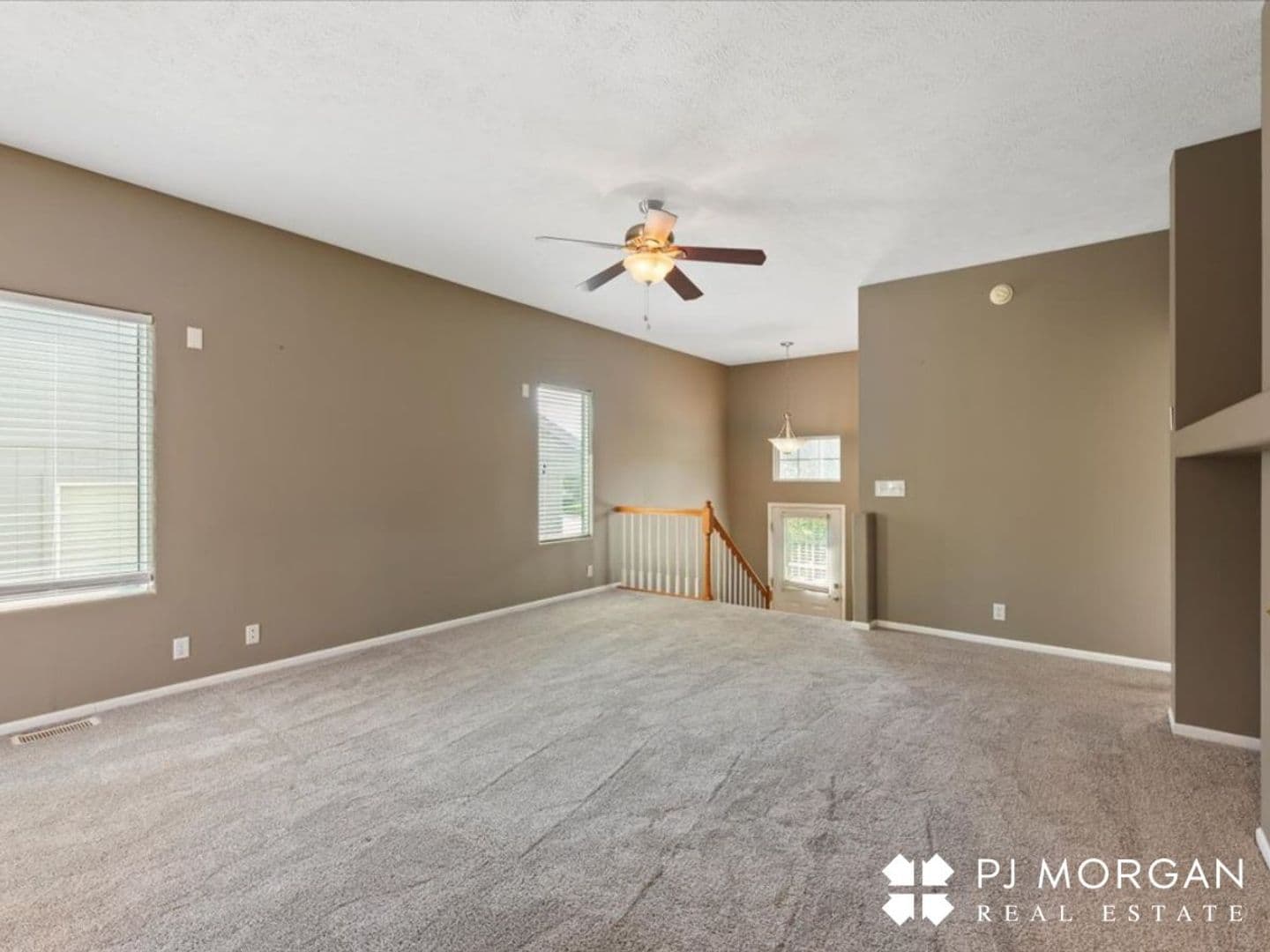 Omaha House: 14464 Saratoga