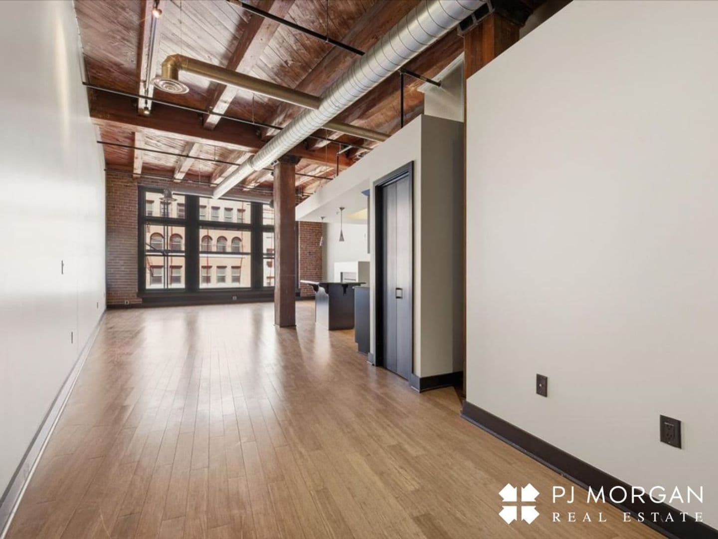 Omaha Apartment: 515 South 12th Street