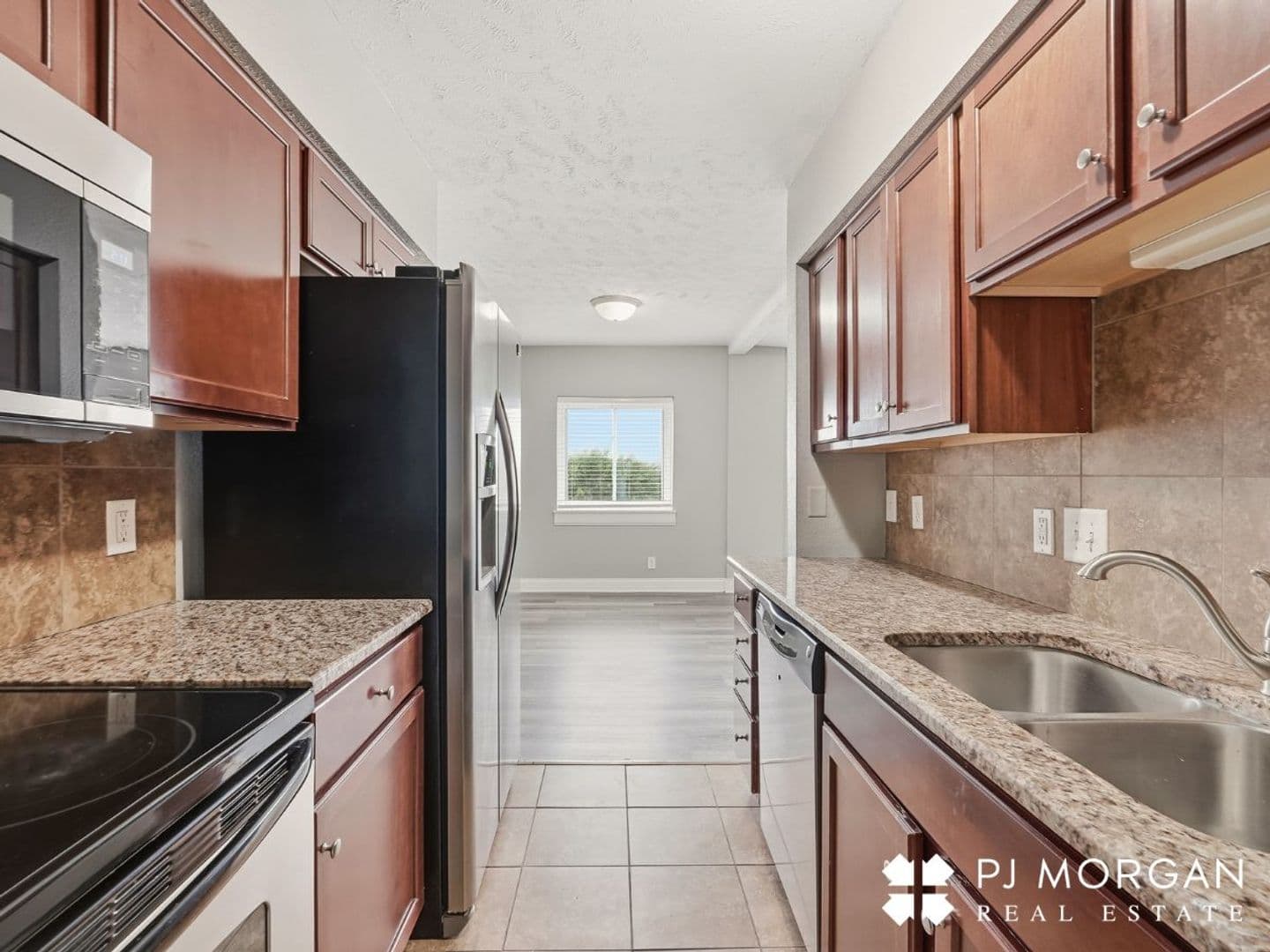 Omaha Apartment: 810 North 107th Avenue