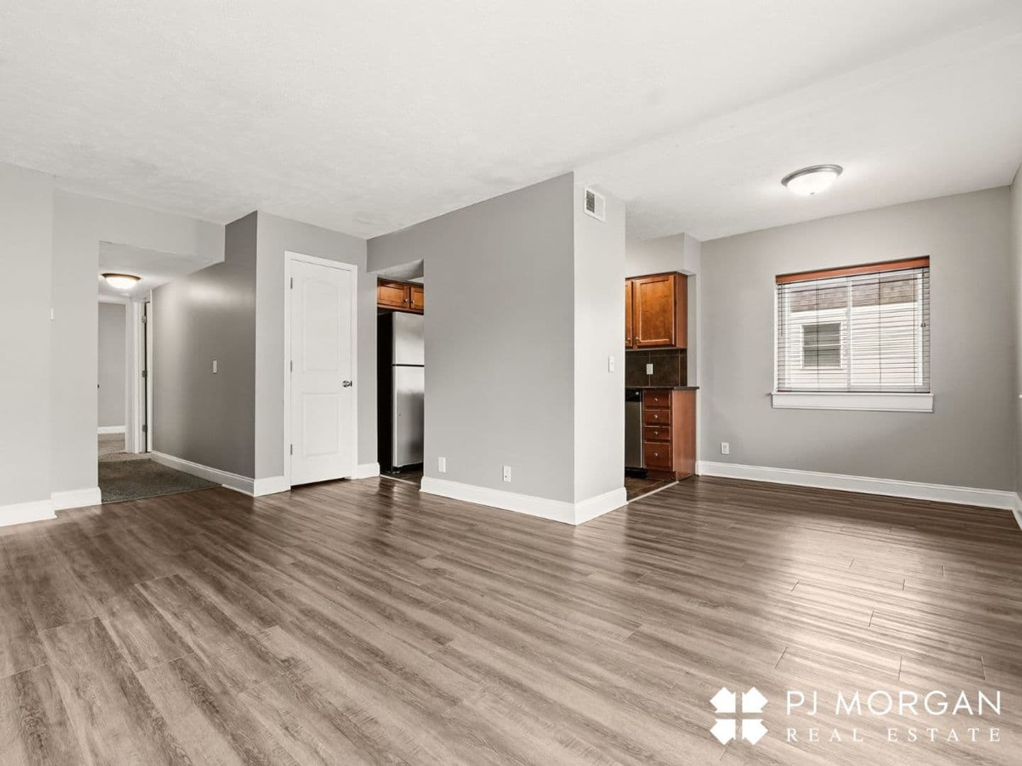 Omaha Apartment: 810 North 107th Avenue