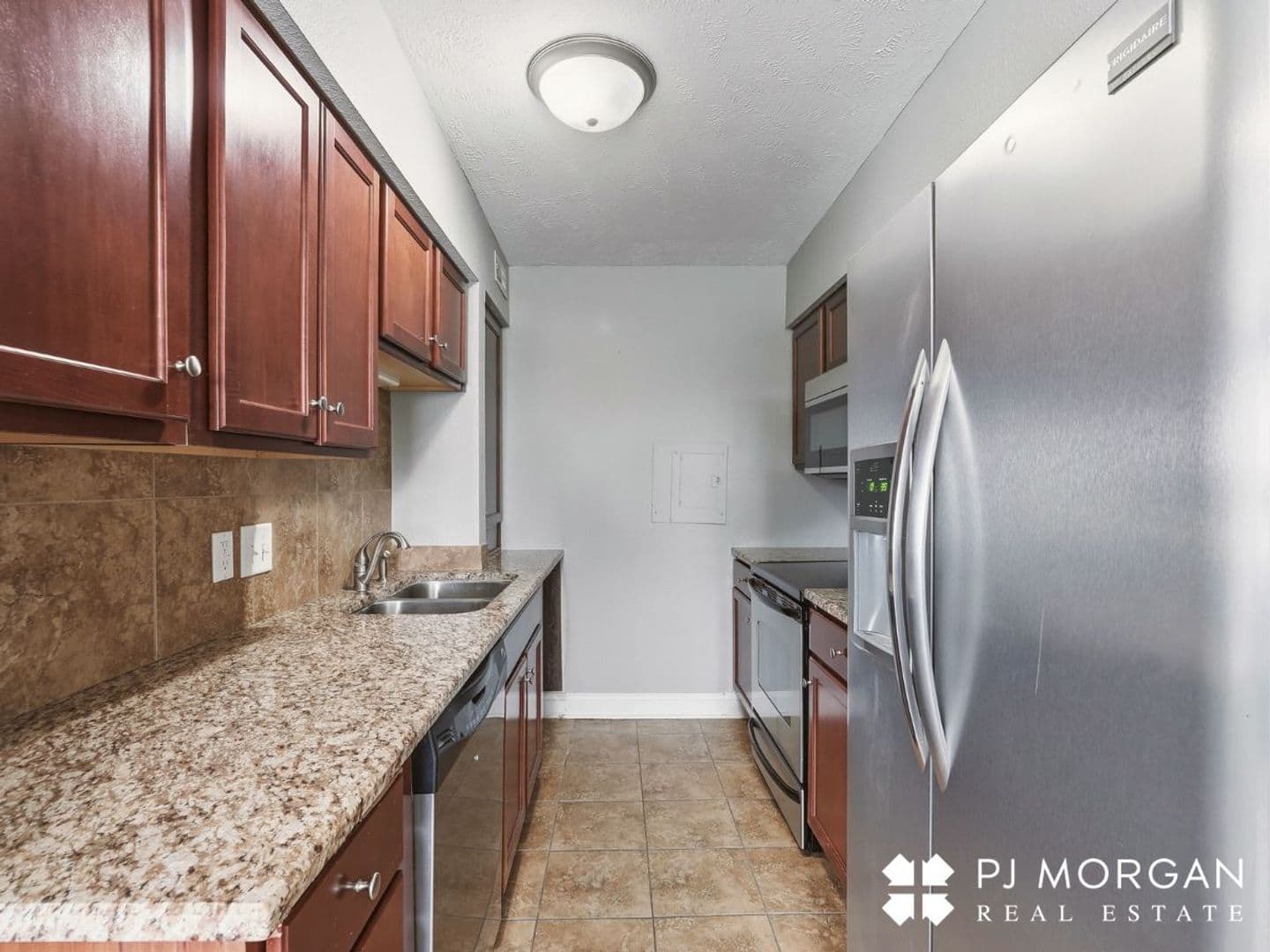 Omaha Apartment: 810 North 107th Avenue