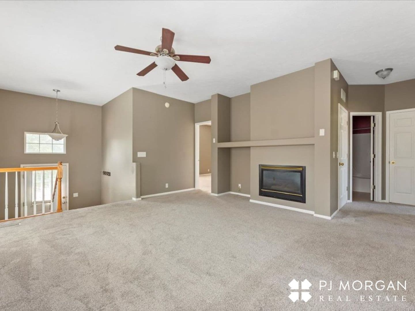 Omaha House: 14464 Saratoga