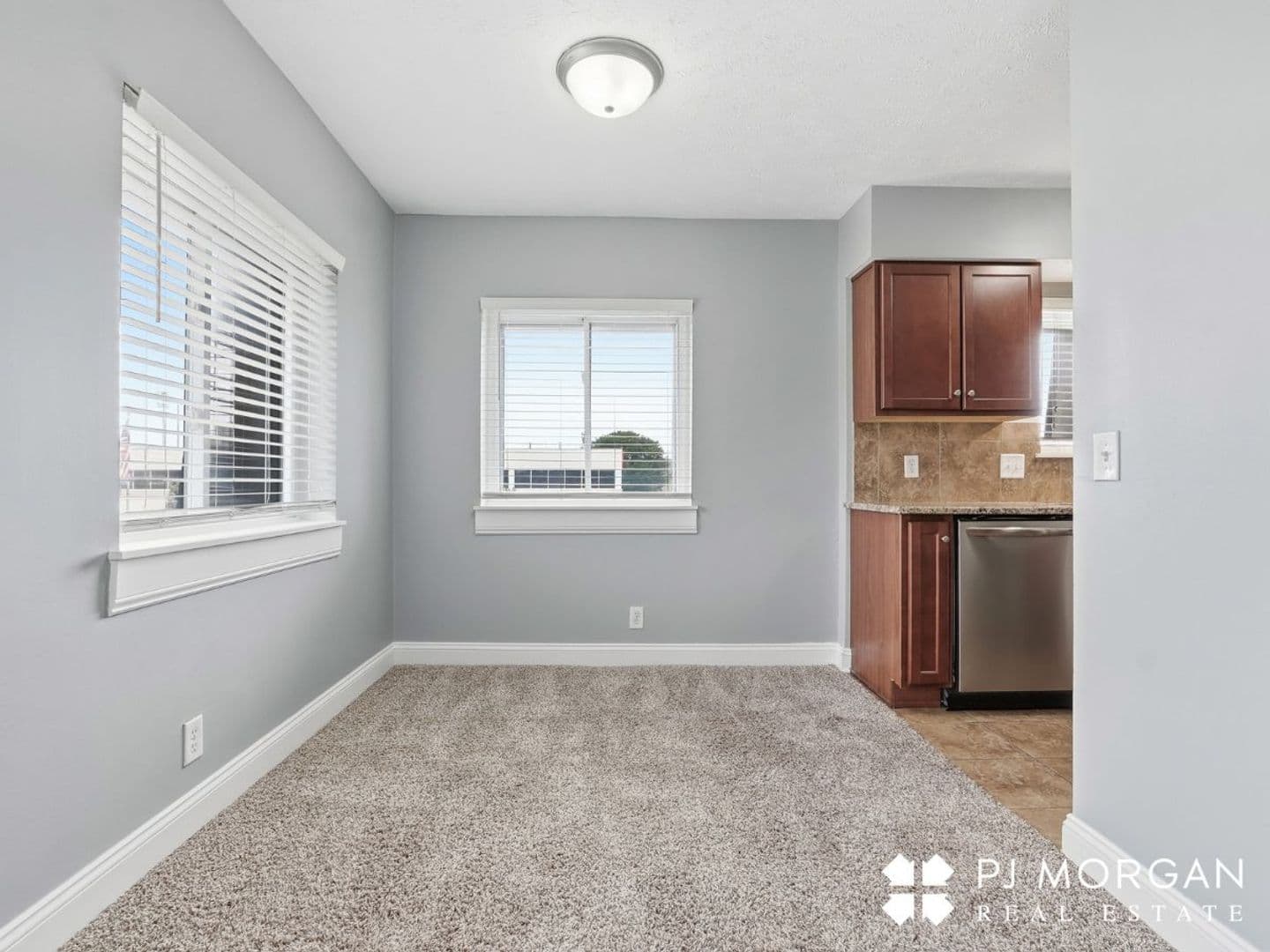 Omaha Apartment: 810 North 107th Avenue