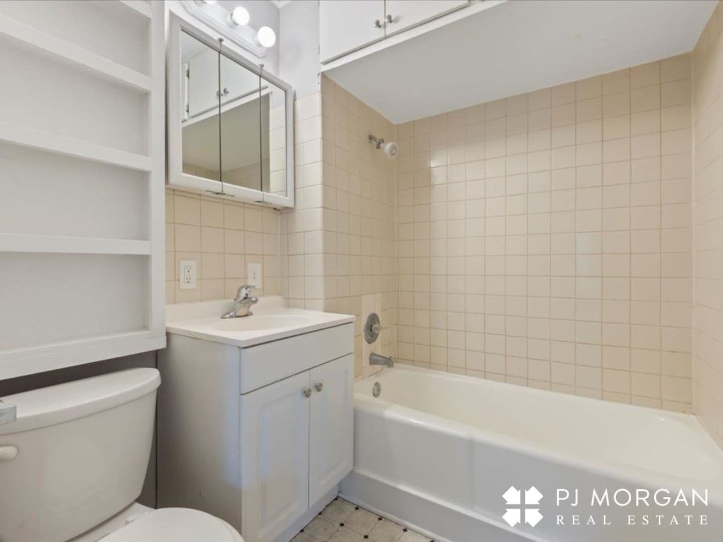 Omaha Apartment: 802-804 N 48th Street