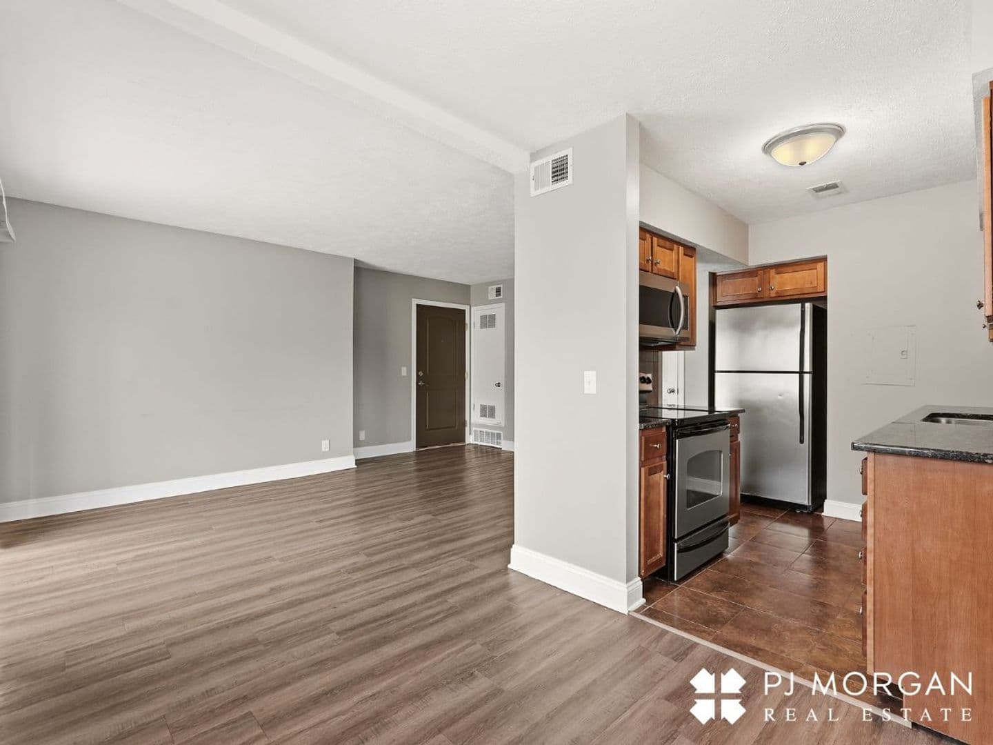Omaha Apartment: 810 North 107th Avenue