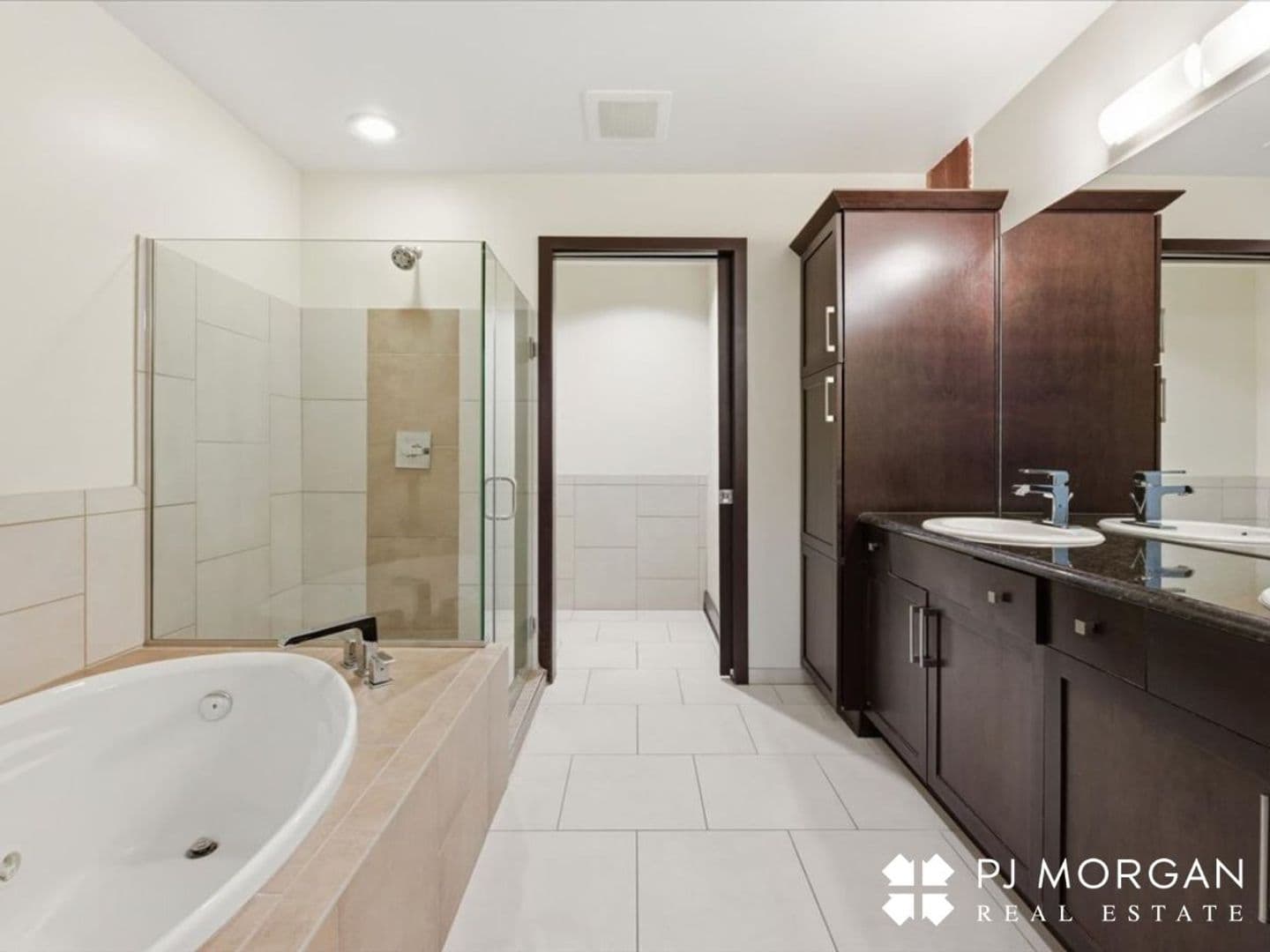 Omaha Apartment: 515 South 12th Street