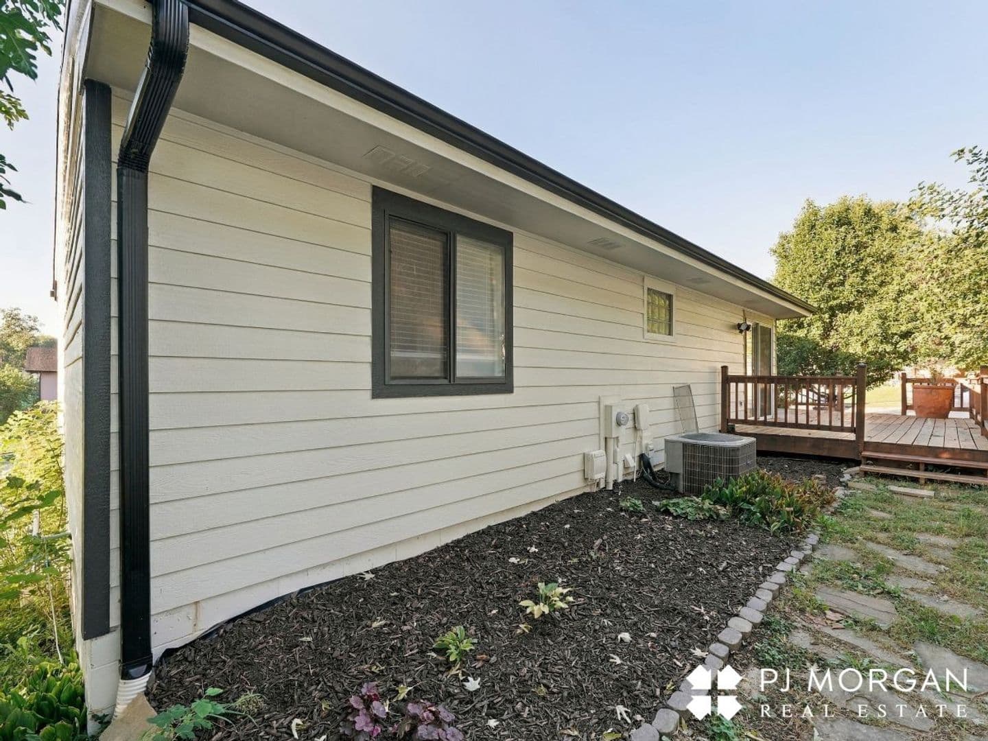 Omaha House: 13010 Gertrude Street