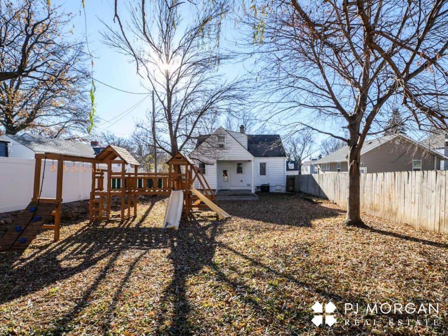Omaha House: 6456 Poppleton Ave