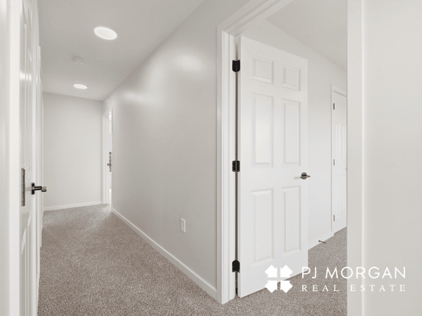 Elkhorn Townhome: 5404 S 207th Court