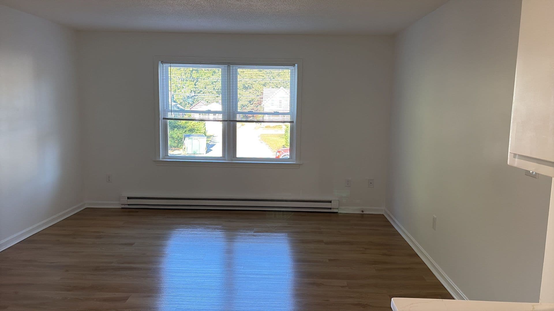 Norwich Apartment: 168 West Thames St