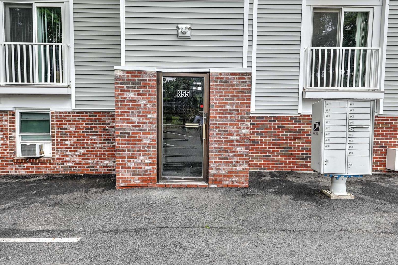 West Warwick Apartment: 855 Providence Street