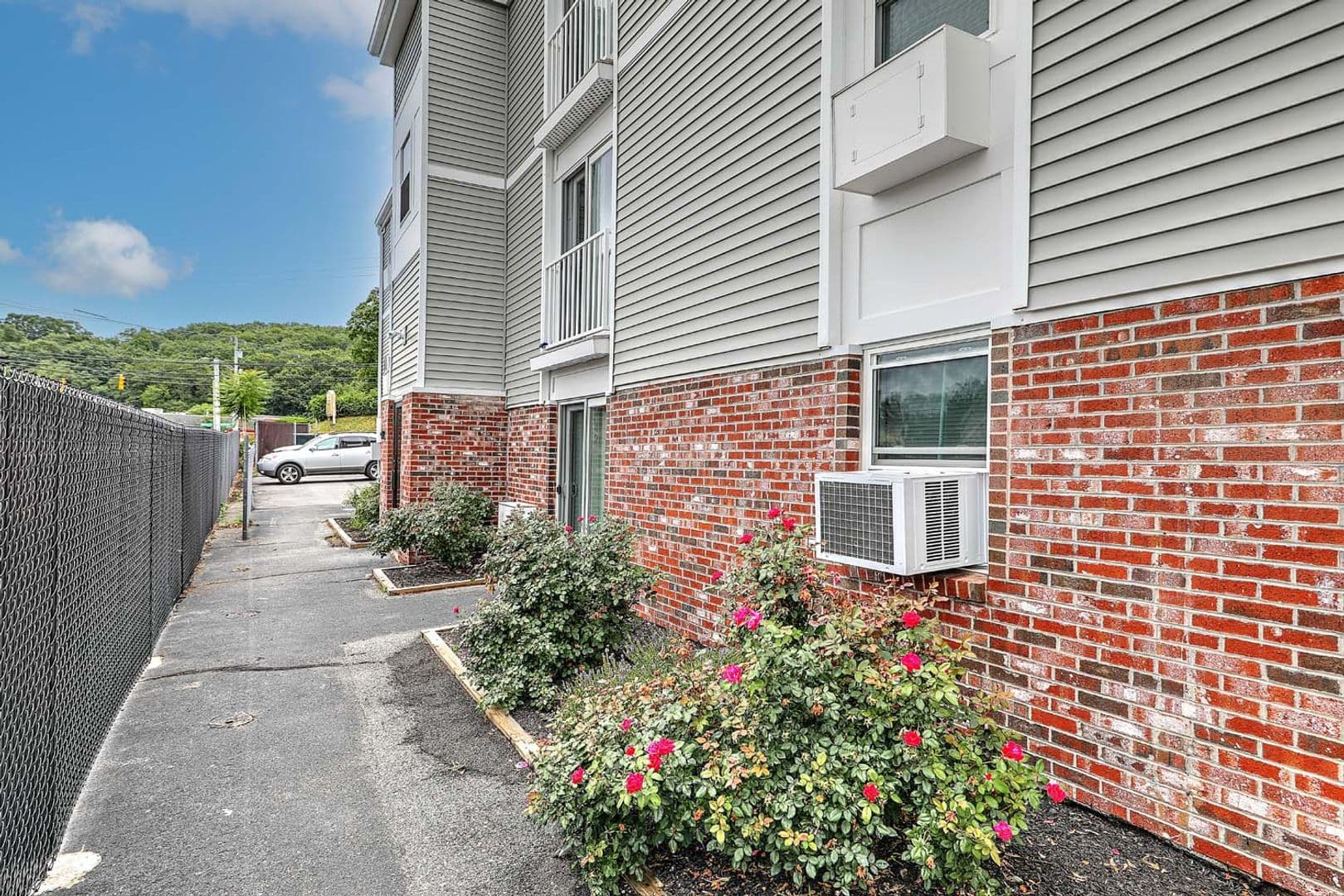 West Warwick Apartment: 855 Providence Street