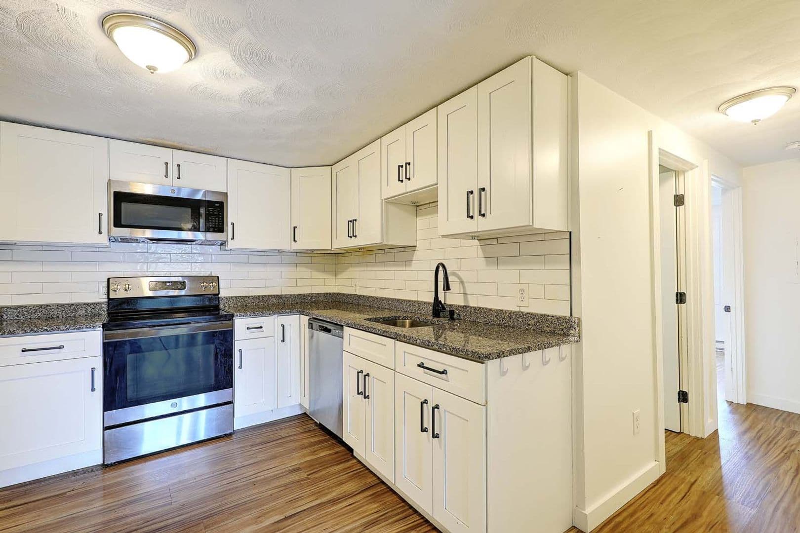 West Warwick Apartment: 855 Providence Street