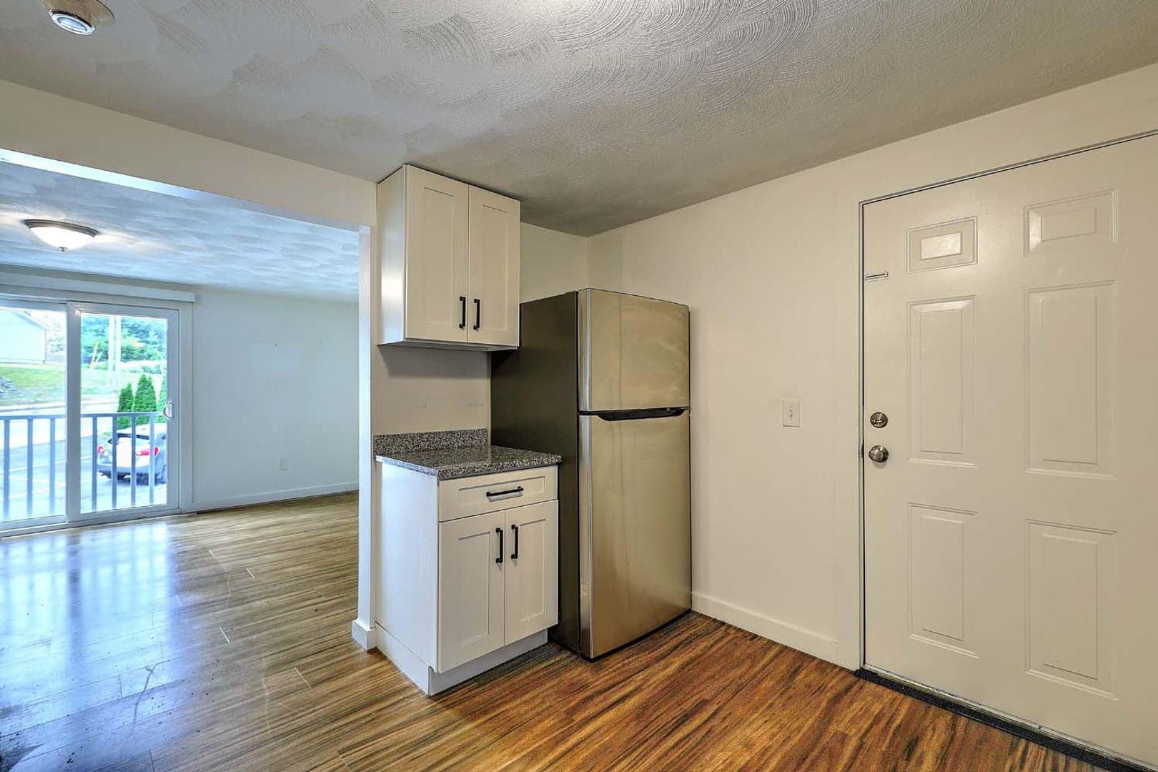 West Warwick Apartment: 855 Providence Street