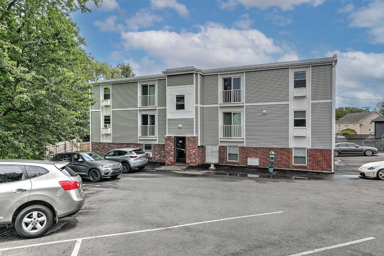 West Warwick Apartment: 855 Providence Street