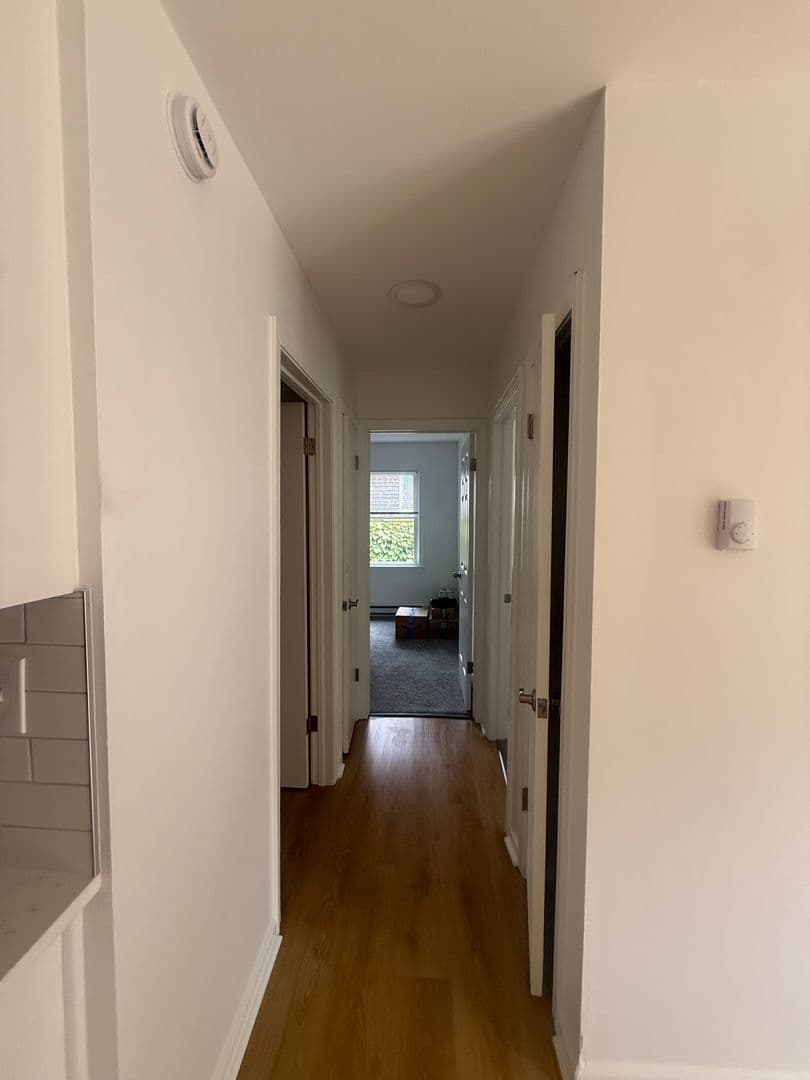 Norwich Apartment: 168 West Thames St