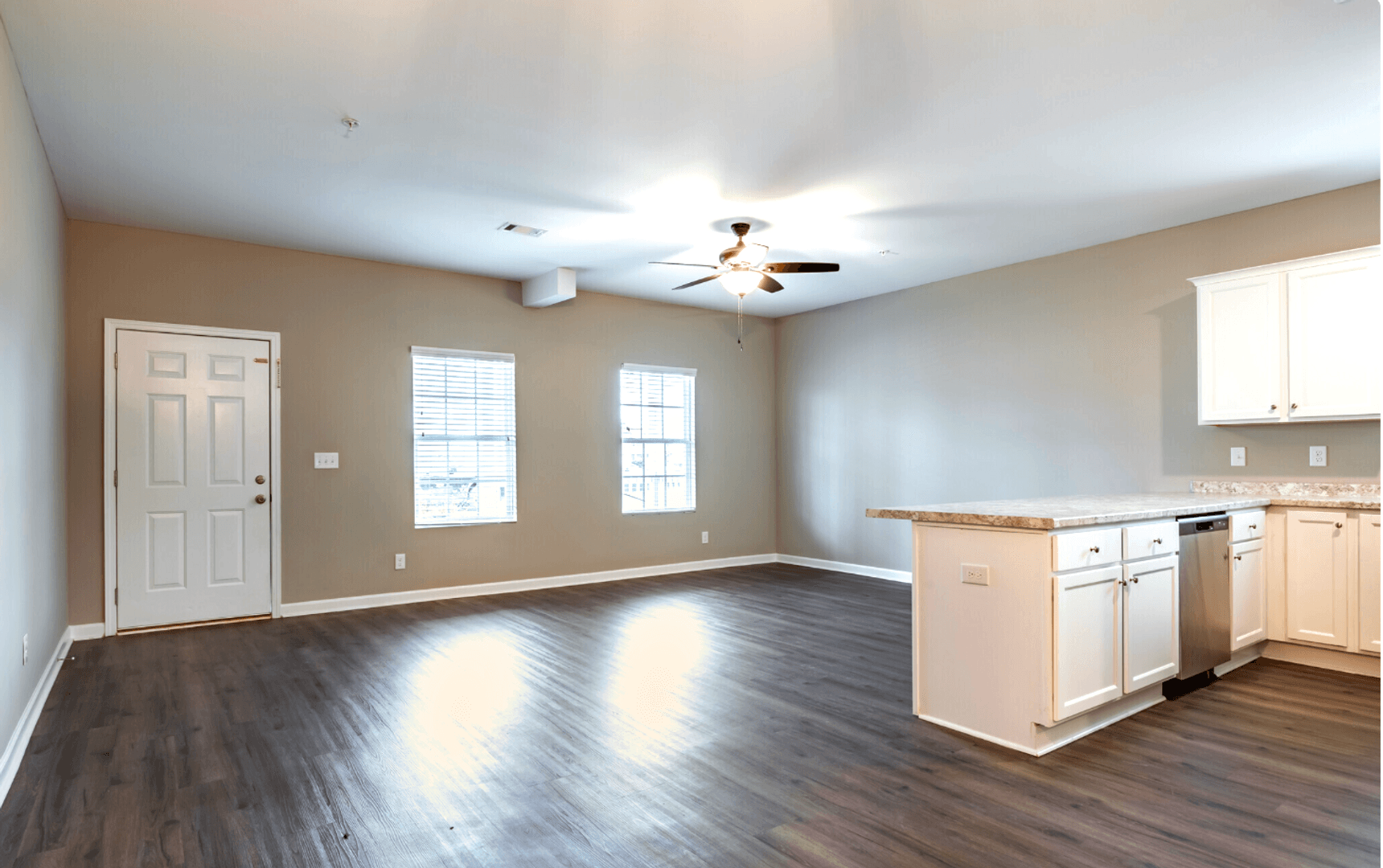 Kathleen Apartment: Club Villa Court