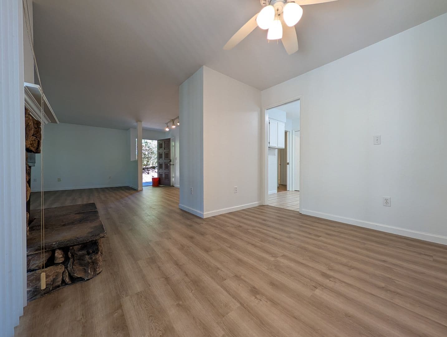 Portland Apartment: 7711-7713 SW 36th Ave