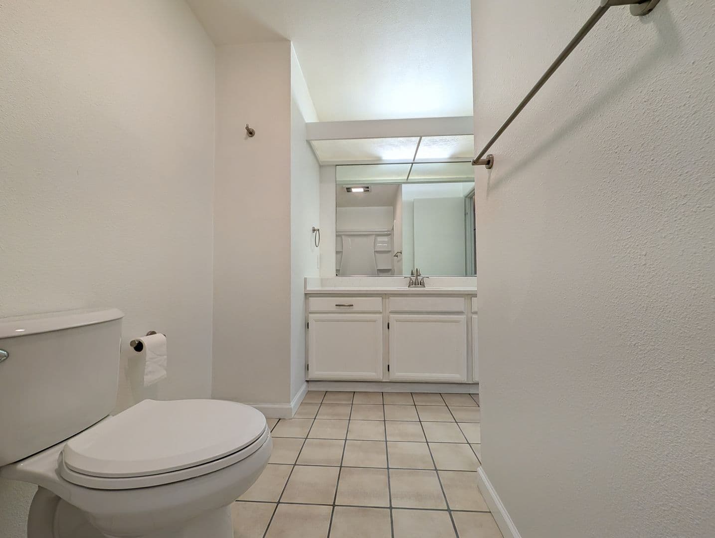 Portland Apartment: 7711-7713 SW 36th Ave