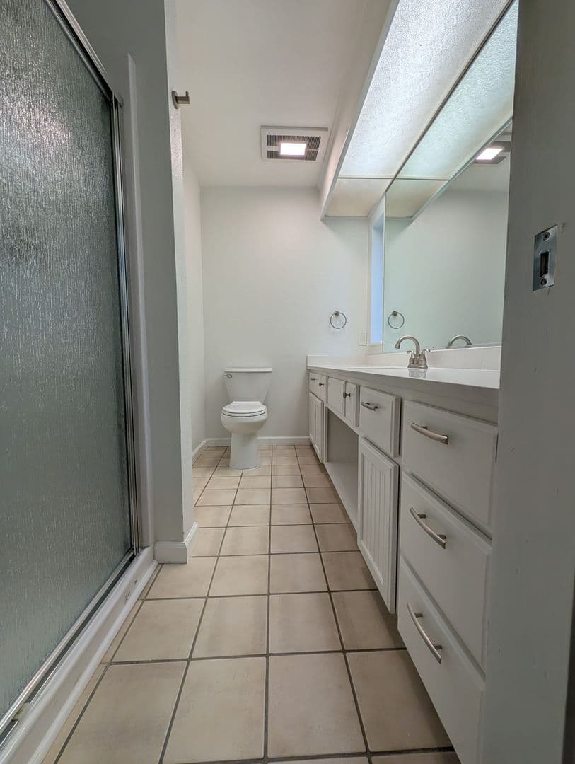 Portland Apartment: 7711-7713 SW 36th Ave