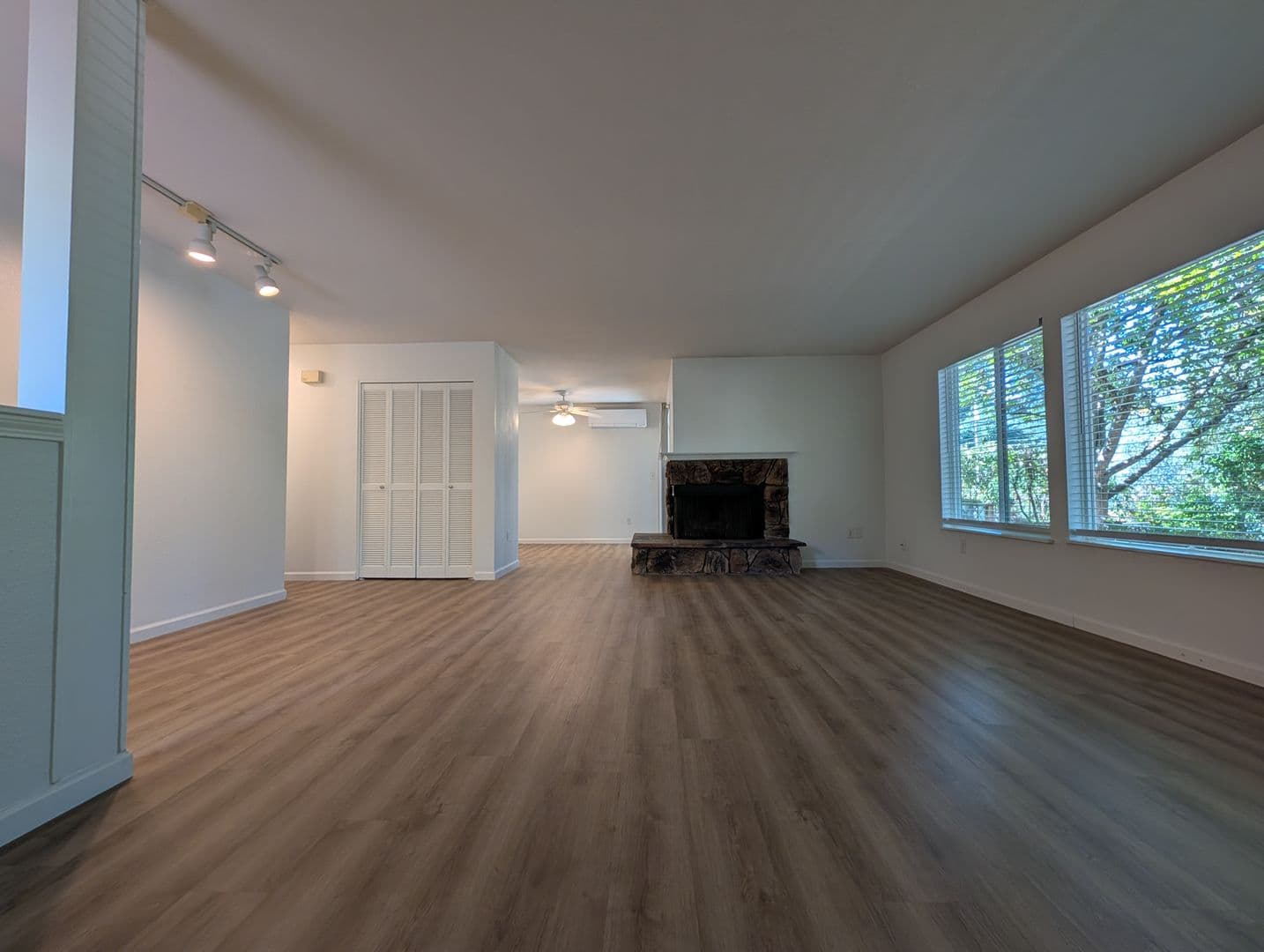 Portland Apartment: 7711-7713 SW 36th Ave