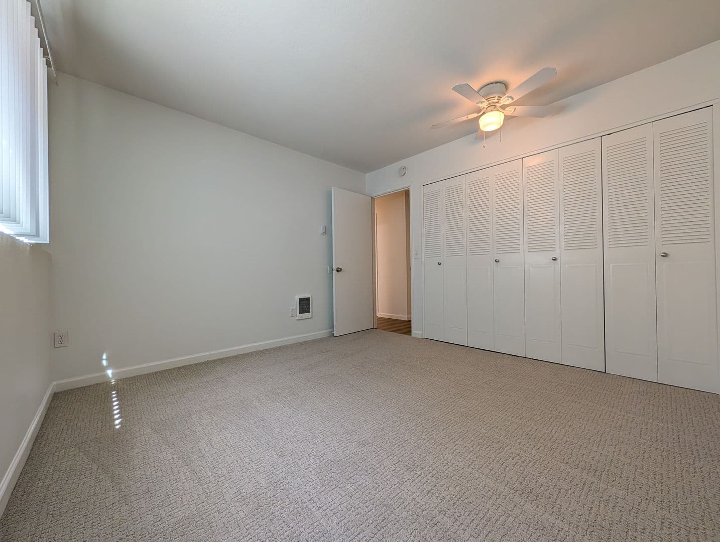 Portland Apartment: 7711-7713 SW 36th Ave