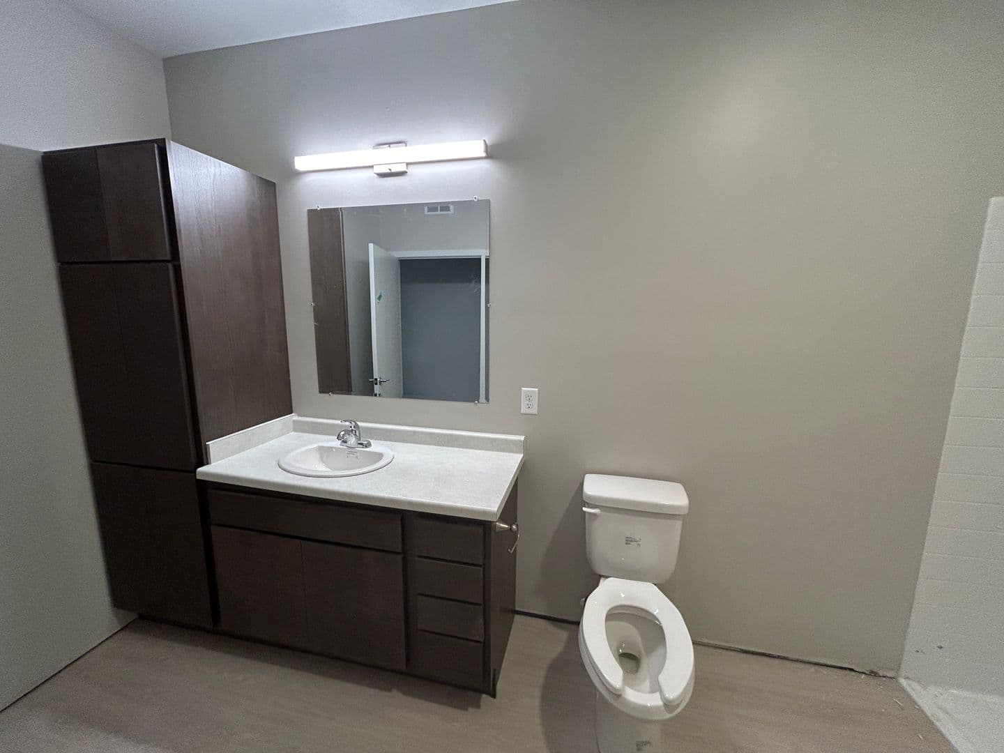 Redwood Falls Apartment: 100 Fallwood Road