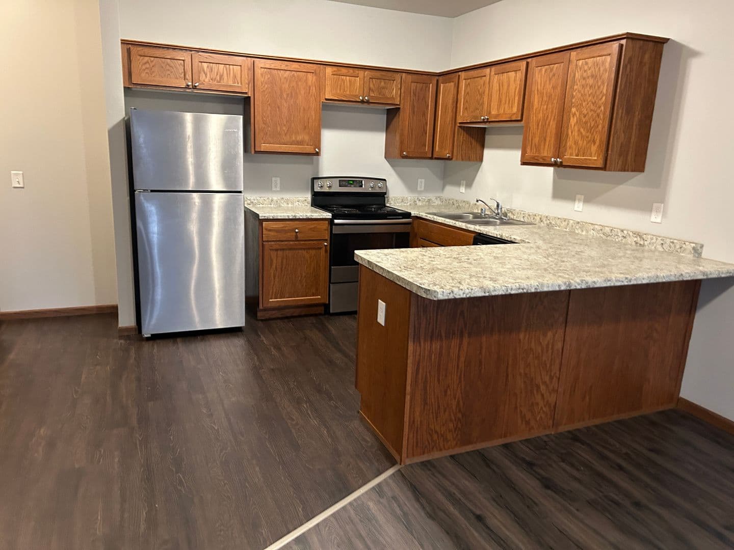 Saint Peter Apartment: 1901 Meridian Street