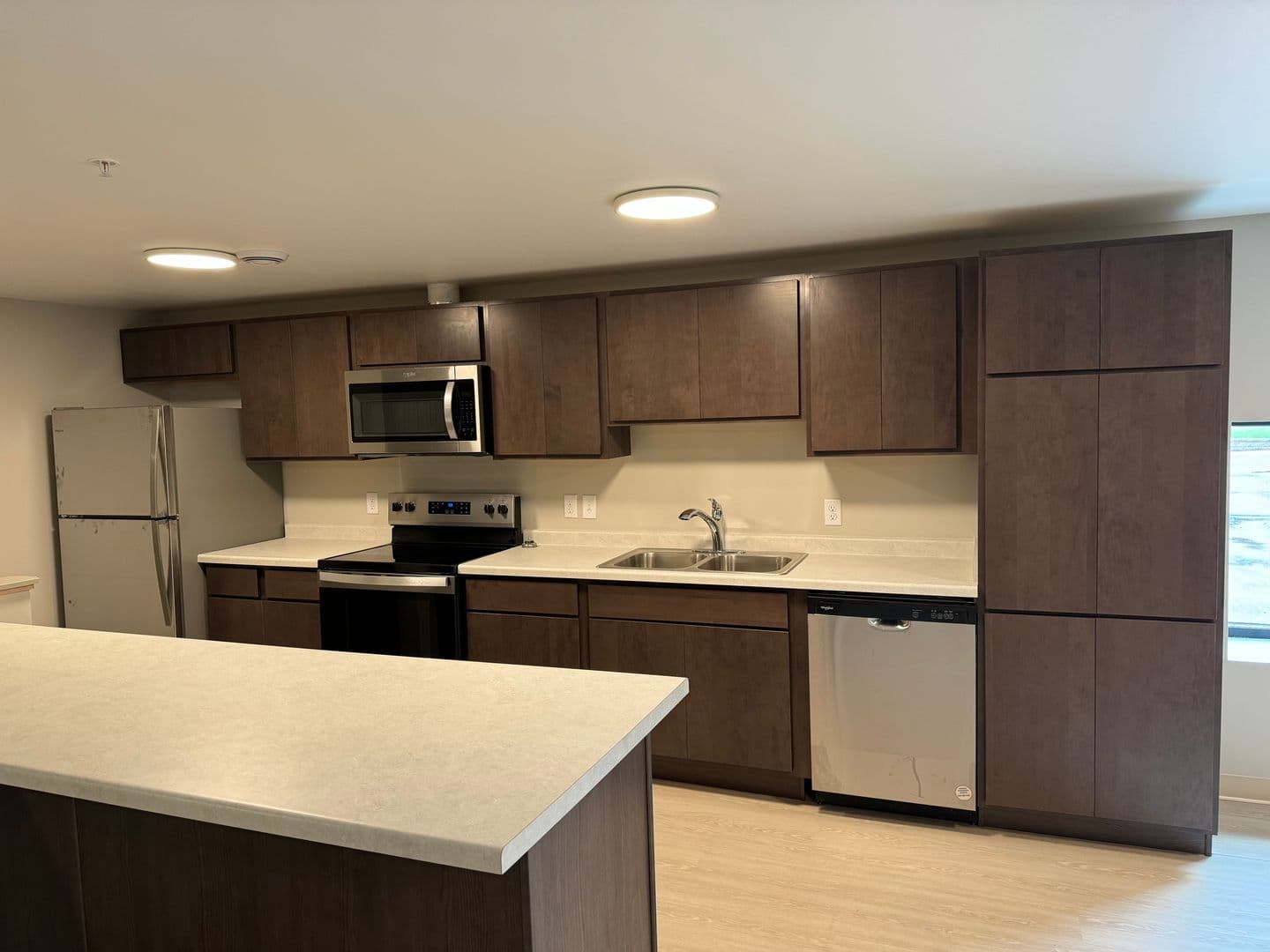 Redwood Falls Apartment: 100 Fallwood Road