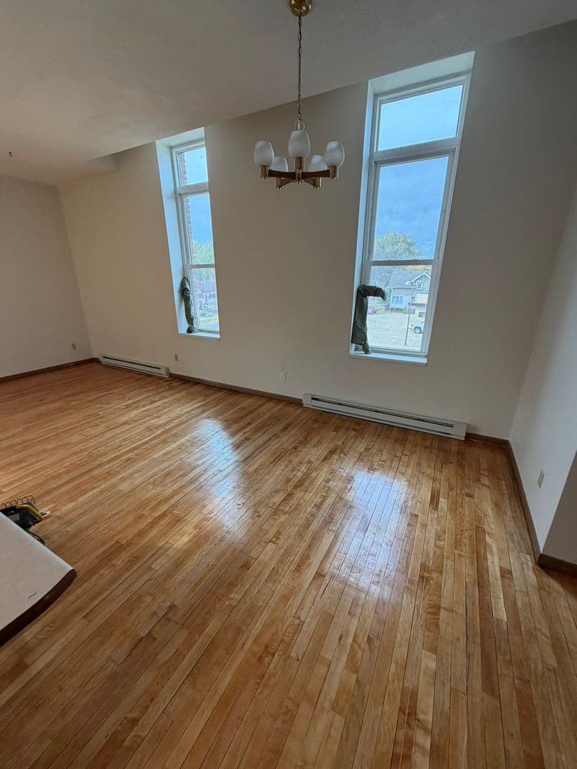 North Mankato Apartment: 442 Belgrade Avenue
