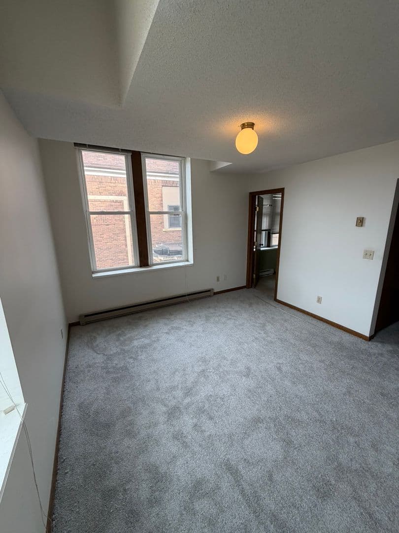 North Mankato Apartment: 442 Belgrade Avenue