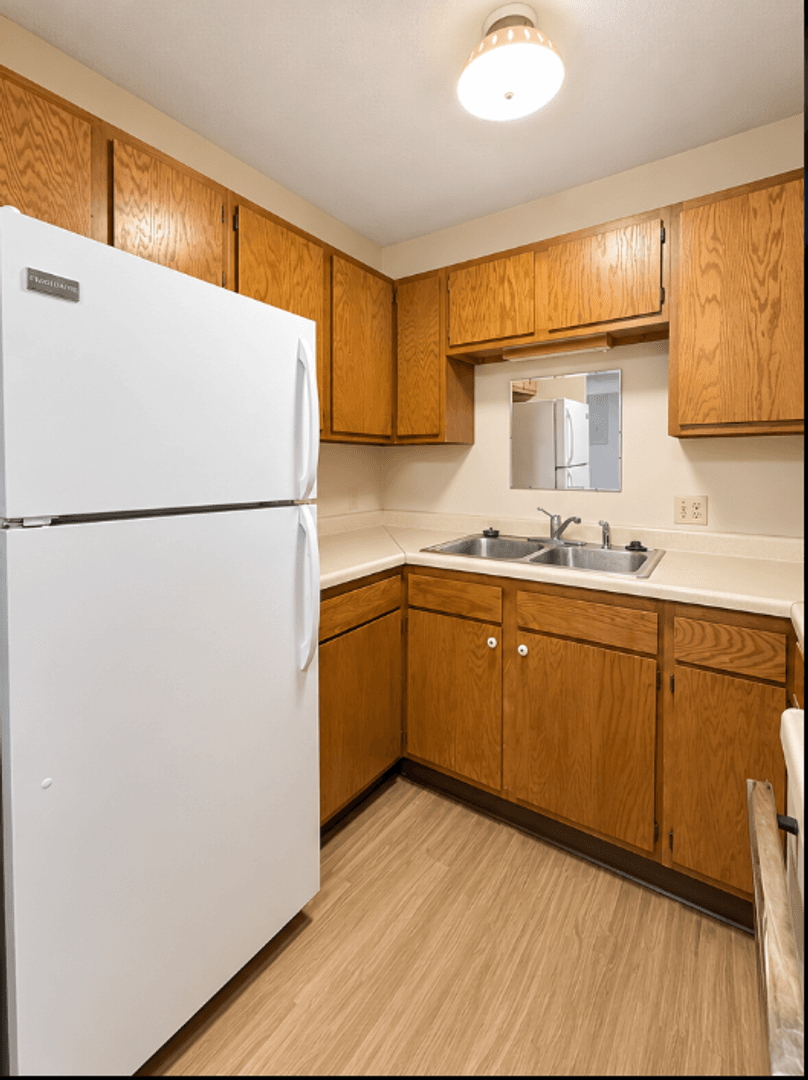 North Mankato Apartment: 442 Belgrade Avenue