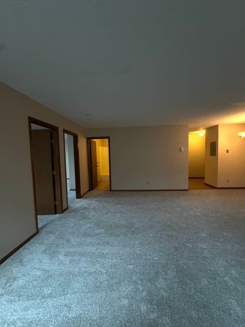 North Mankato Apartment: 442 Belgrade Avenue