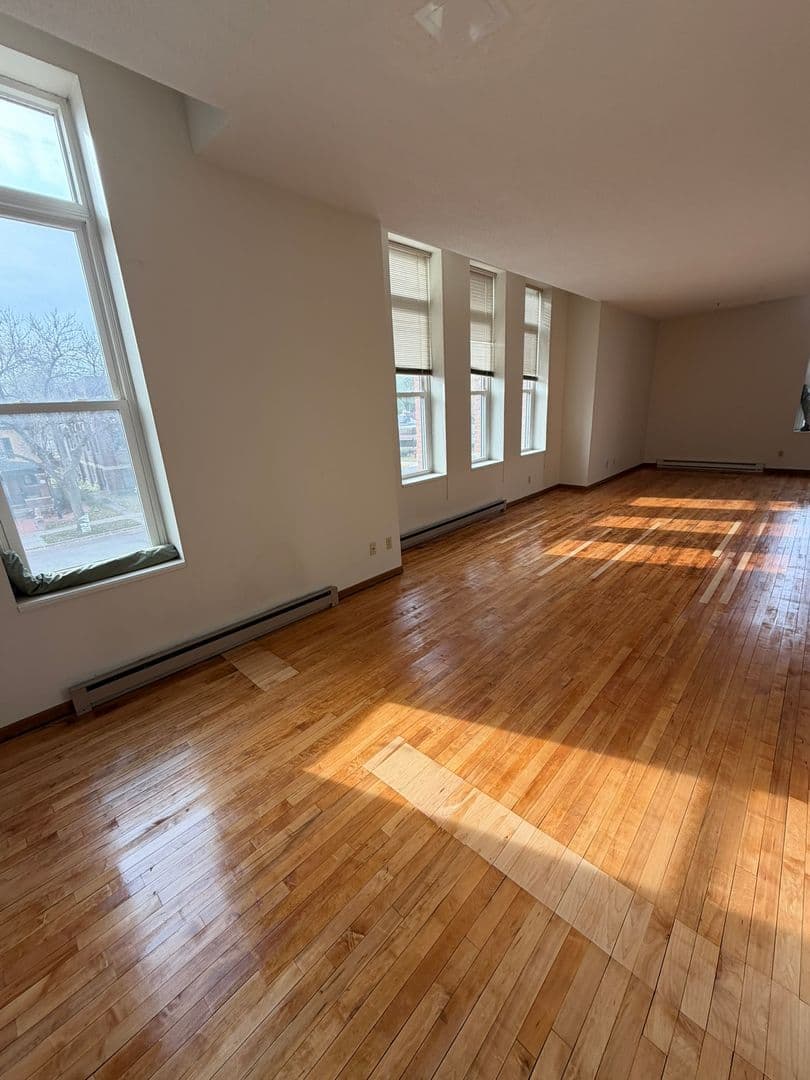 North Mankato Apartment: 442 Belgrade Avenue