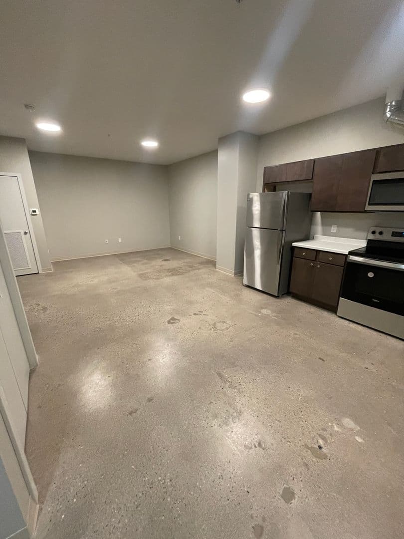 Redwood Falls Apartment: 100 Fallwood Road
