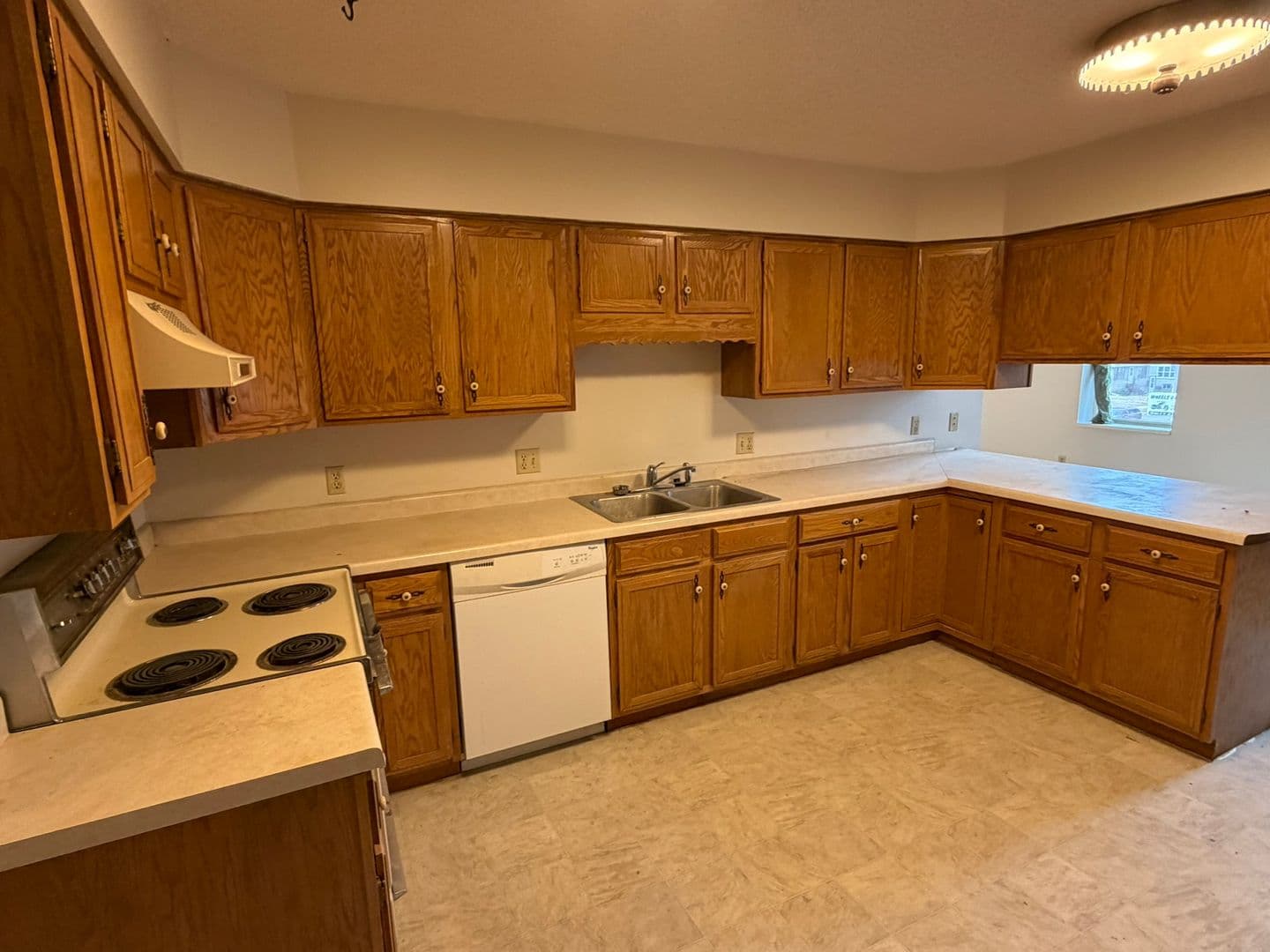 North Mankato Apartment: 442 Belgrade Avenue