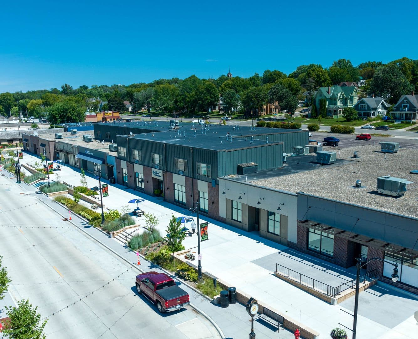 Le Sueur Apartment: 101 Main Street South