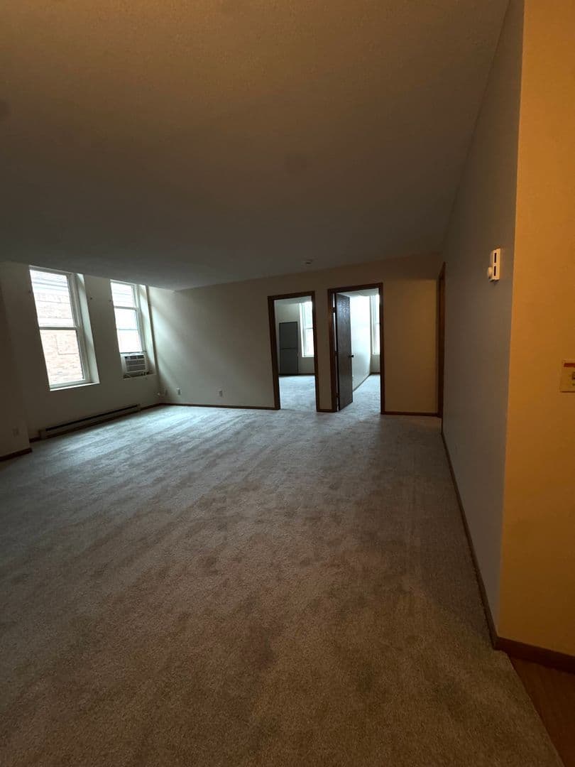 North Mankato Apartment: 442 Belgrade Avenue