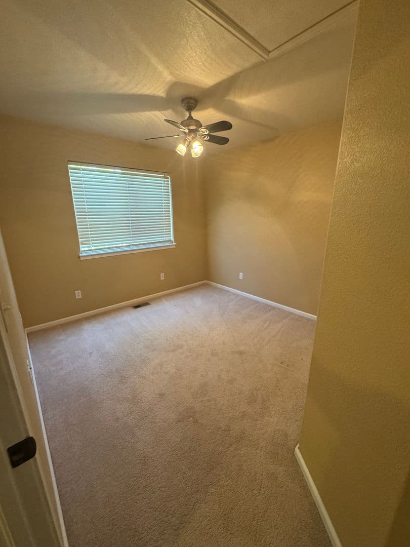 Loveland House: 4547 Hayler Ave